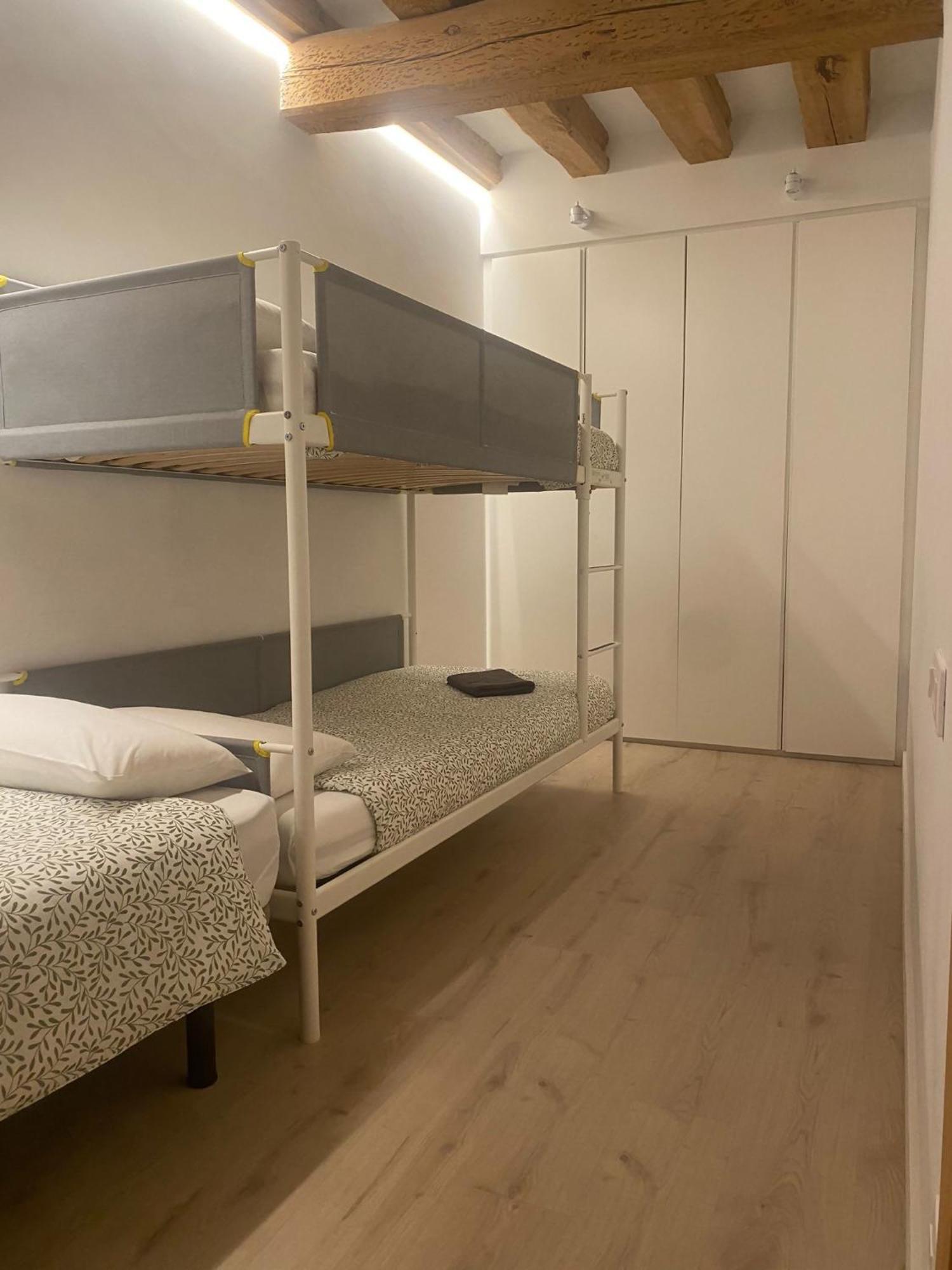 Apartamento Chapitela Deluxe Пампона Екстериор снимка