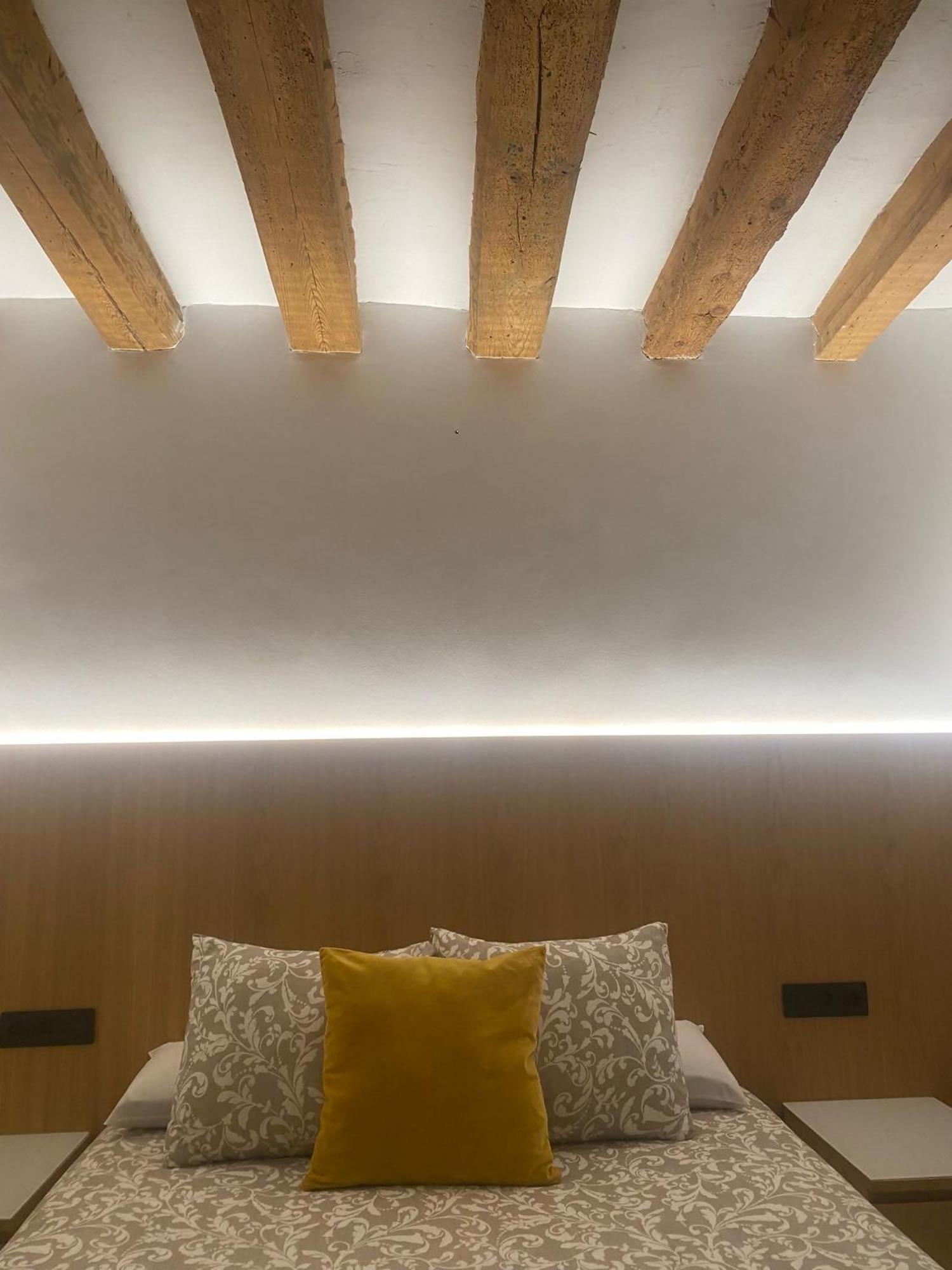 Apartamento Chapitela Deluxe Пампона Екстериор снимка