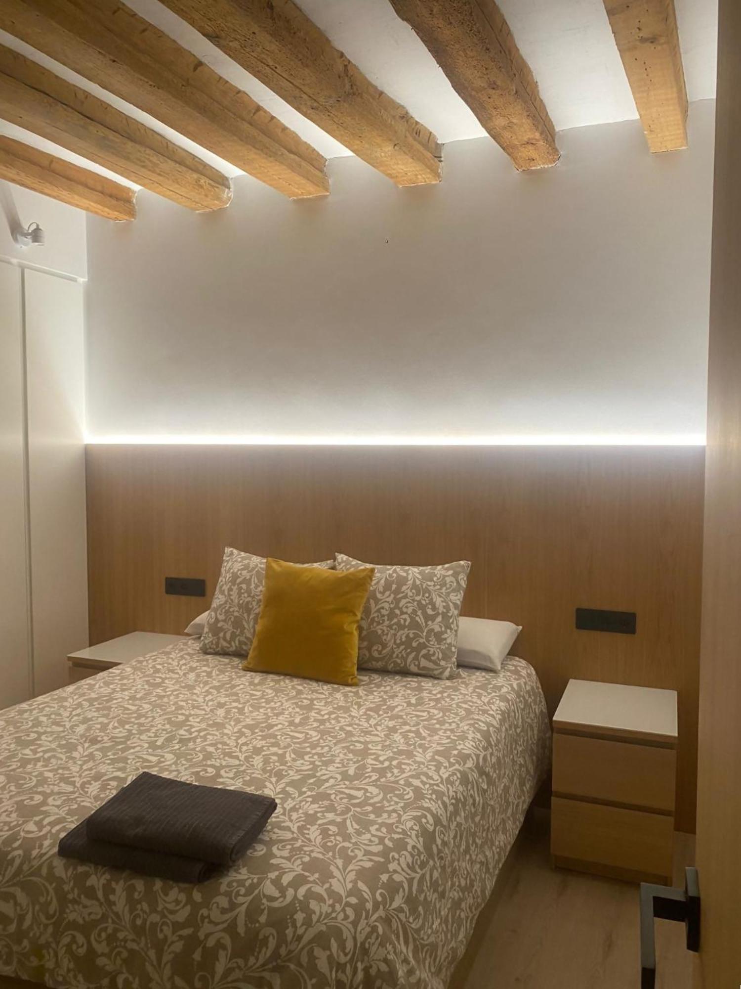Apartamento Chapitela Deluxe Пампона Екстериор снимка